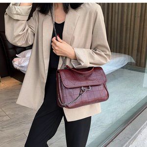 All-match texture messenger bag chain atmosphere f